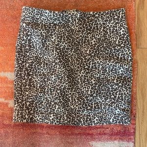 Free People animal print mini skirt size 4 ⚡️
